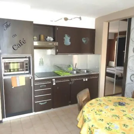 Studio Pour 4 Personnes A 300M Plages Apartament *